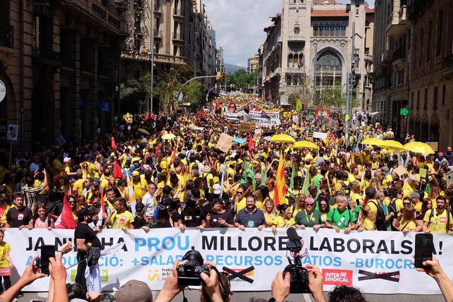 La vaga educativa a Catalunya és un èxit rotund. Aquesta lluita la guanyarem! Niubó dimissió!